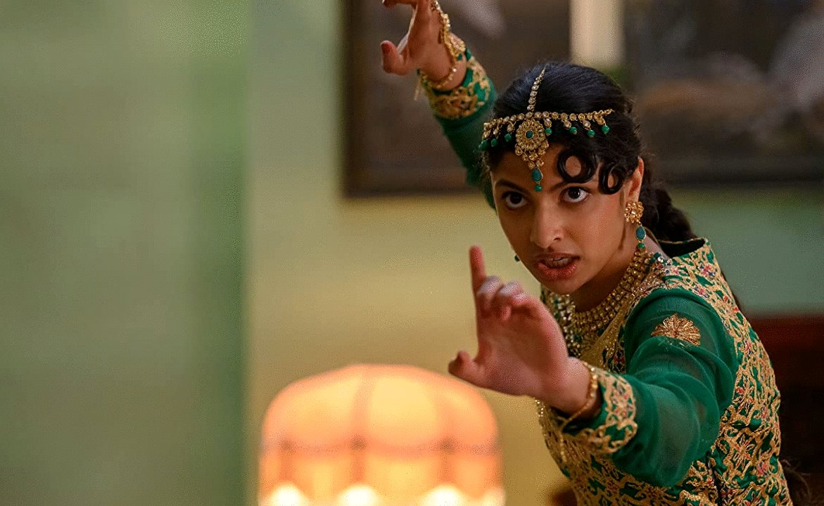 Photo from the movie La Bonne Société