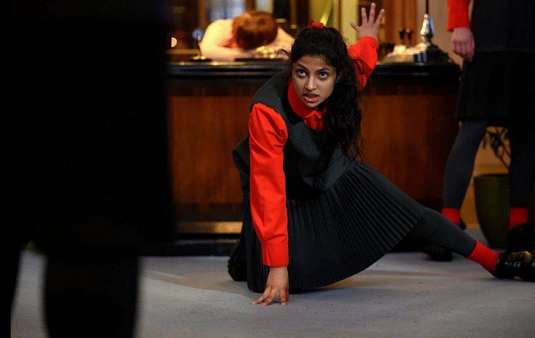 Photo from the movie La Bonne Société