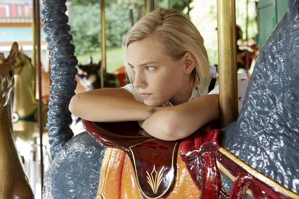 Photo from the movie Below Her Mouth