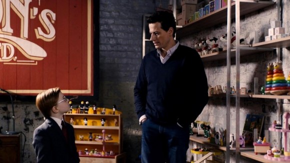 Photo from the movie Angel in the House