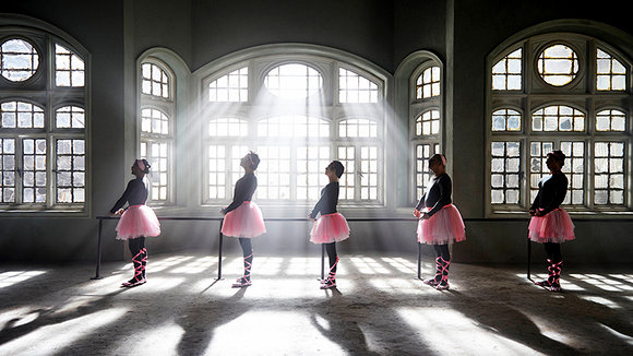 Photo from the movie Happy New Year