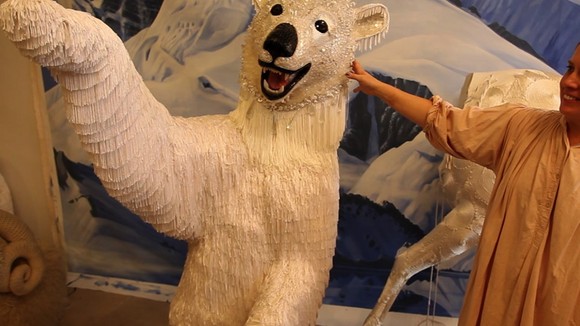 Photo from the movie Scatter My Ashes at Bergdorf's