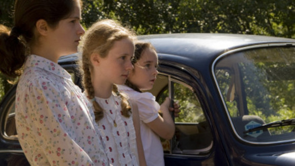 Photo from the movie Sisters