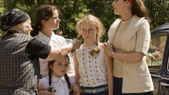 Photo from the movie Sisters
