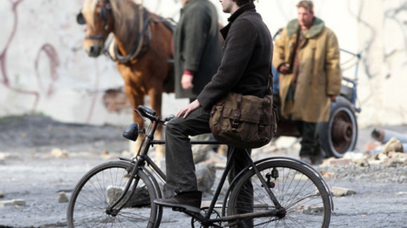 Photo from the movie Upside Down