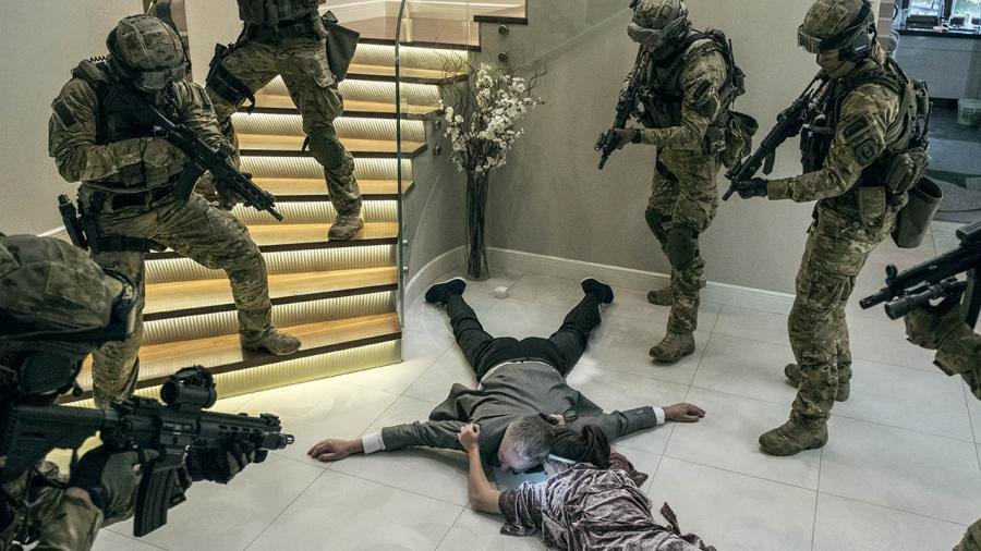 Photo from the movie Women of Mafia