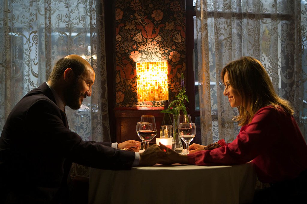 Photo from the movie Smoke & Mirrors