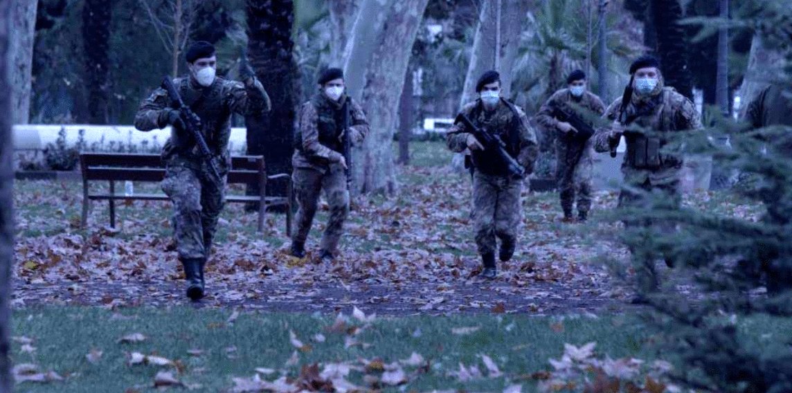 Photo from the movie Zeros and Ones