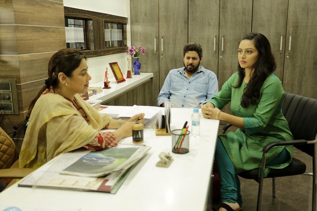 Photo from the movie Remember Amnesia