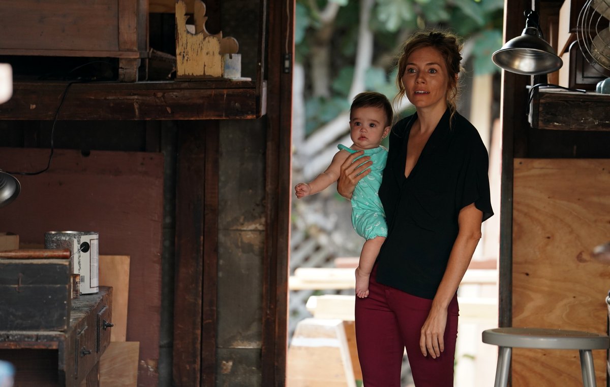 Photo from the movie Wander Darkly