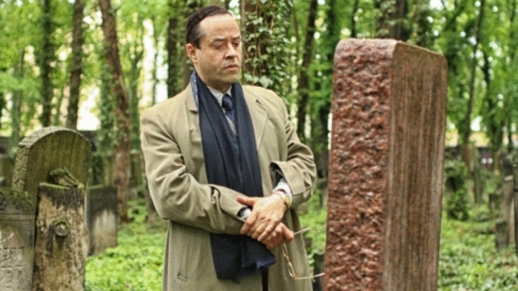 Photo from the movie Simon and the Oaks