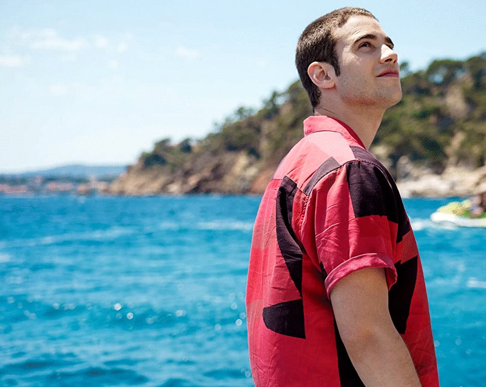 Photo from the movie Through My Window: Across the Sea