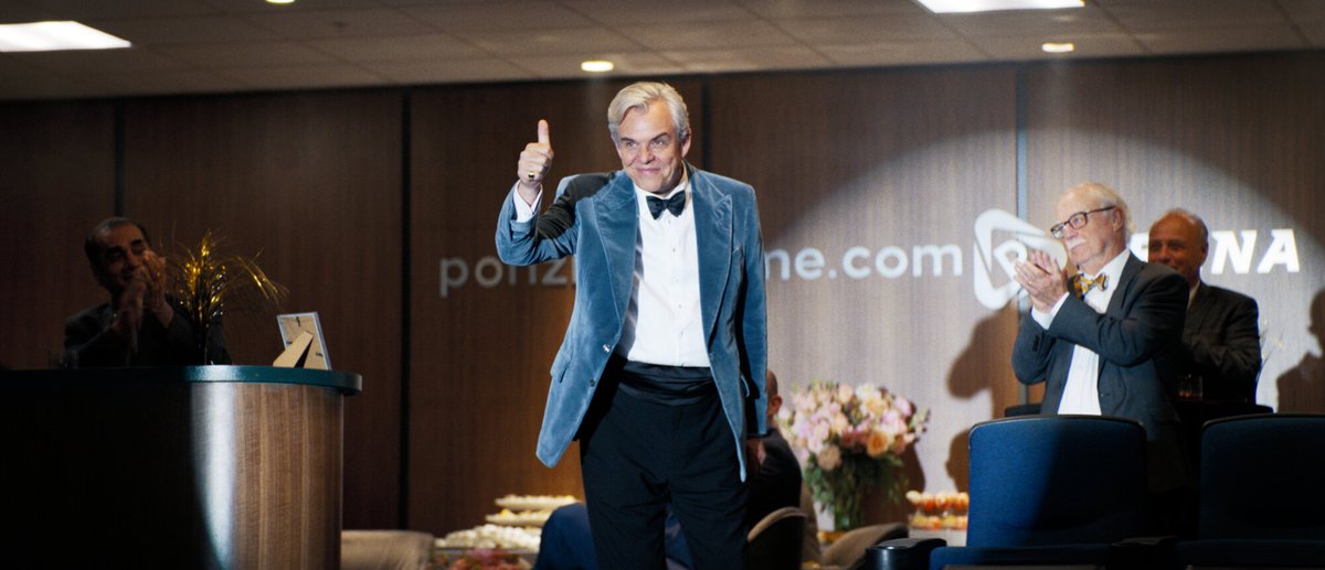 Photo from the movie The Naked Gun