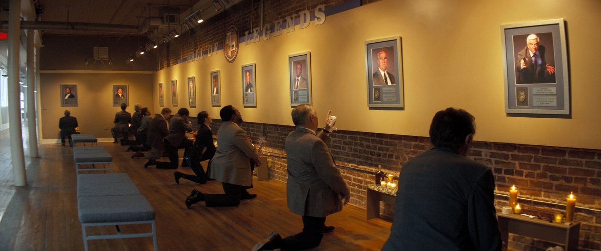 Photo from the movie The Naked Gun