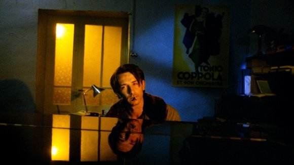 Photo from the movie 37°2 le matin