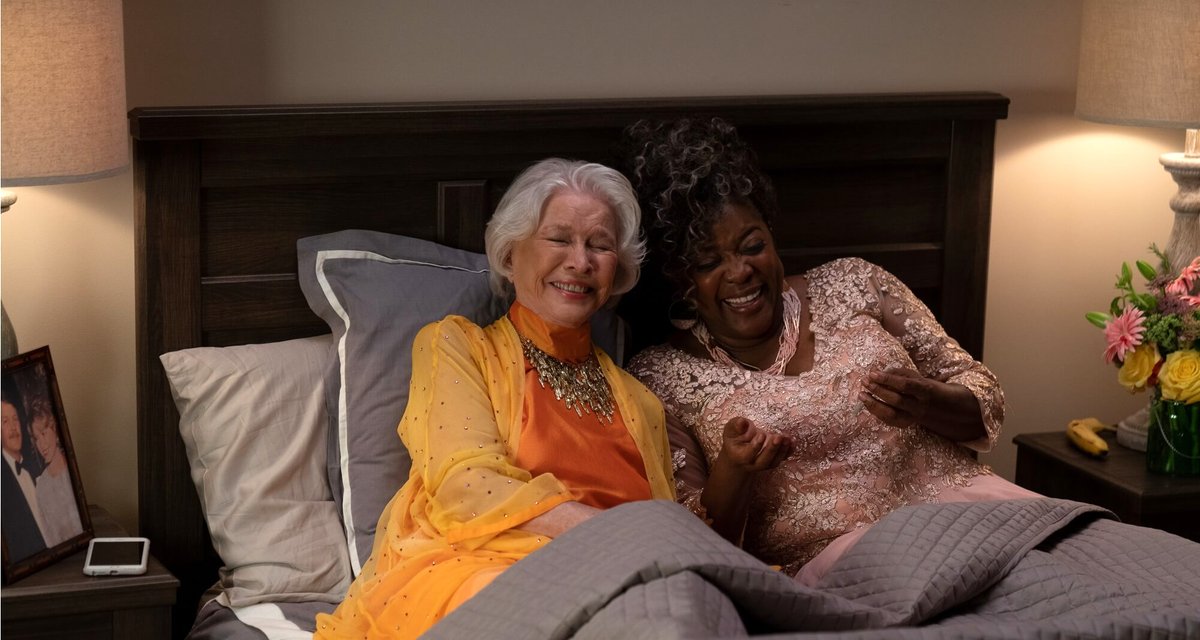 Photo from the movie Queen Bees