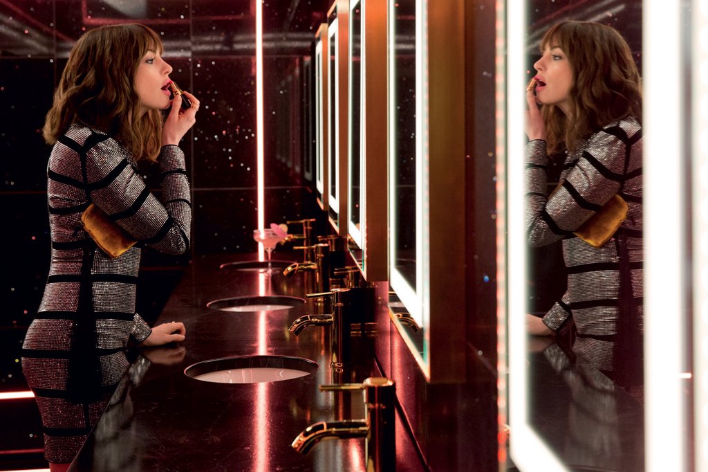 Photo from the movie The Hustle