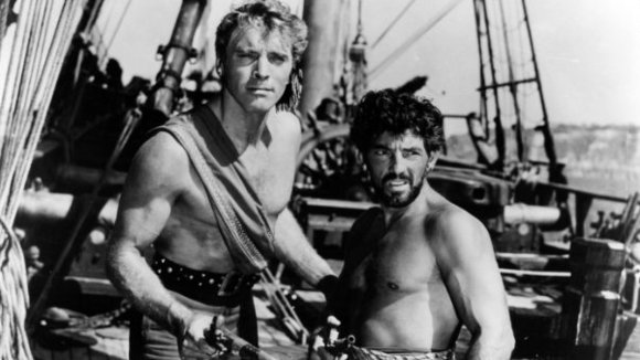 Photo from the movie The Crimson Pirate