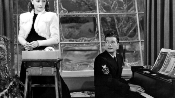 Photo from the movie Christmas in Connecticut