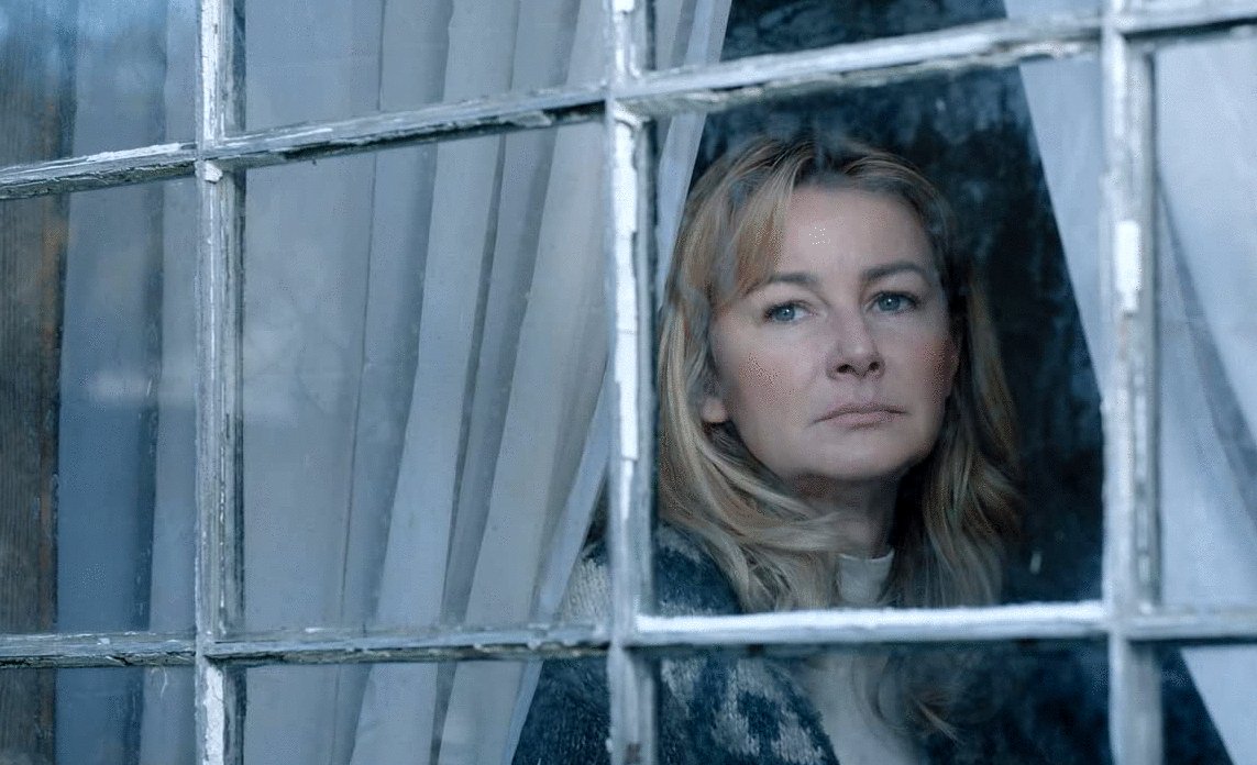 Photo from the movie Deep in the Forest