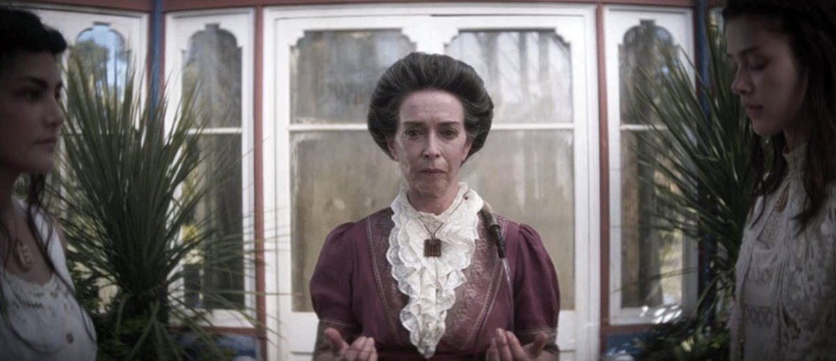 Photo from the movie Glasshouse