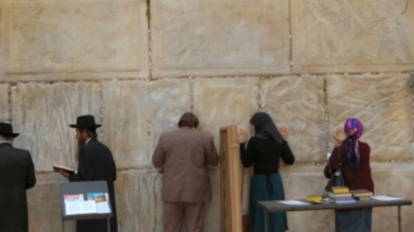 Photo from the movie Hello Goodbye