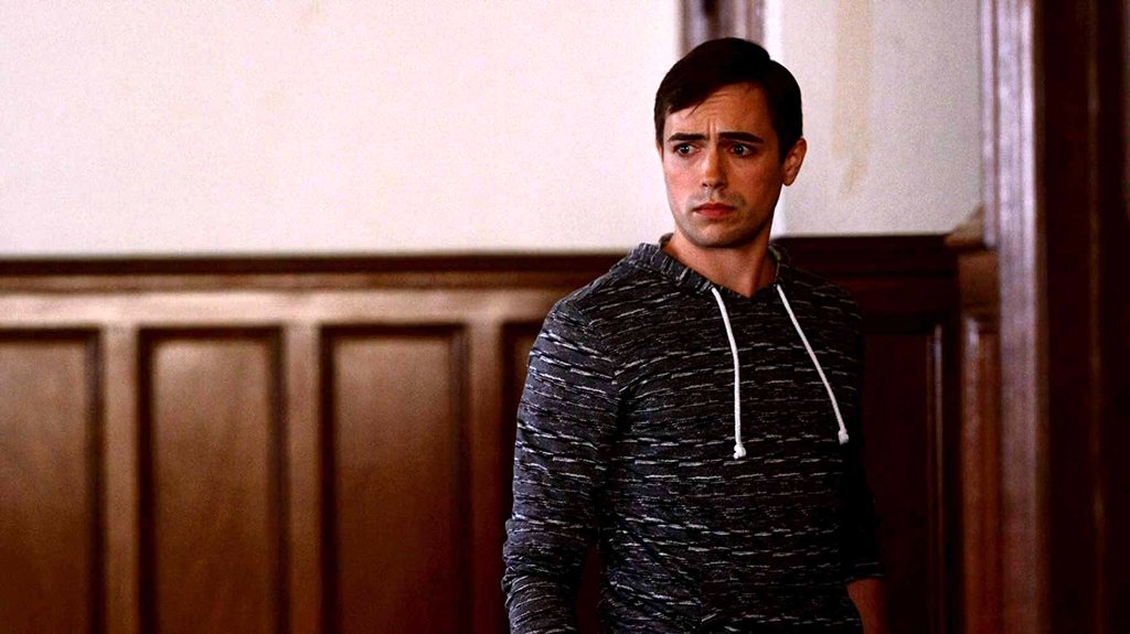 Photo from the movie Instinct