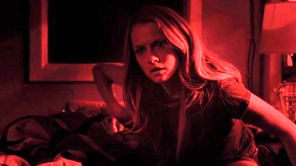 Photo from the movie Lights Out