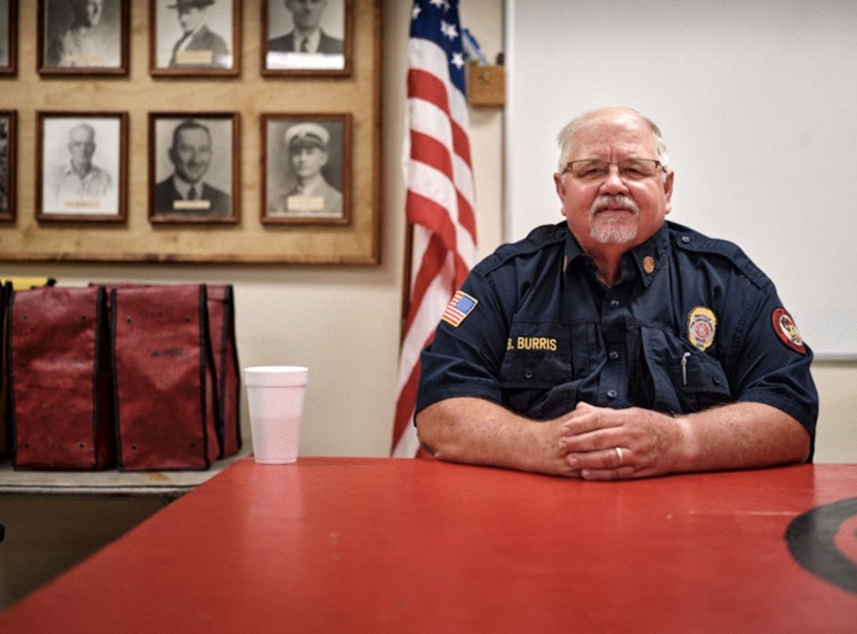 Photo from the movie Odd Hours, No Pay, Cool Hat