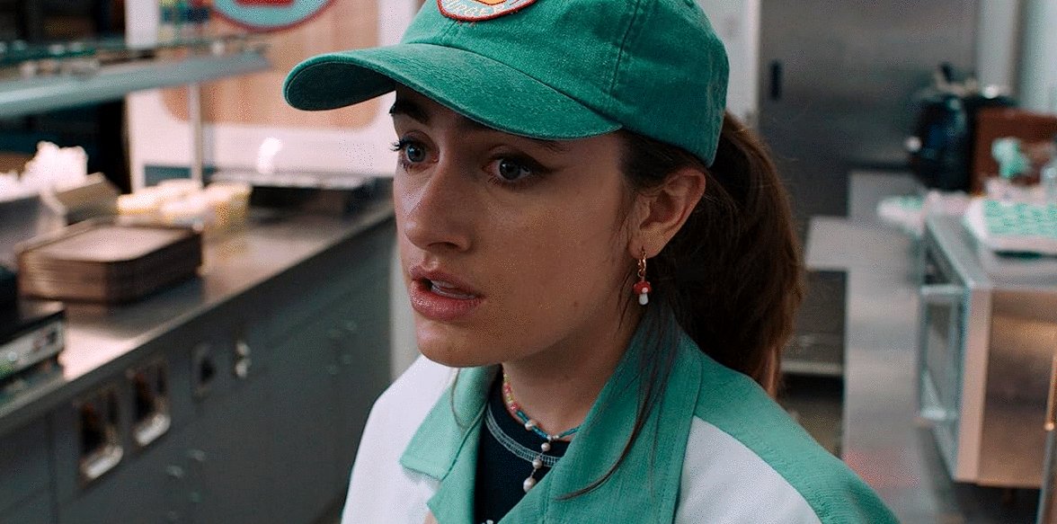 Photo from the movie Susie Searches