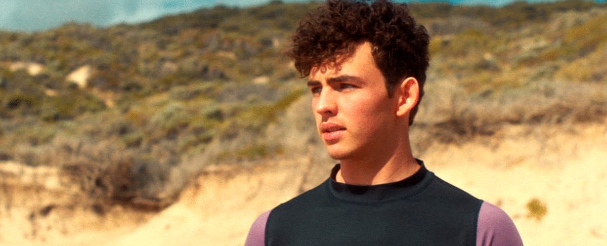 Photo from the movie The Surfer