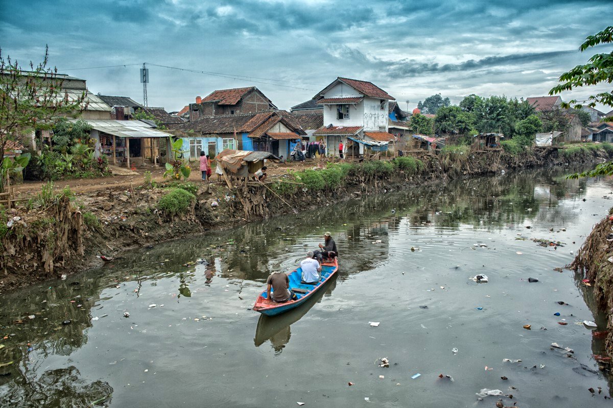 Photo from the movie RiverBlue