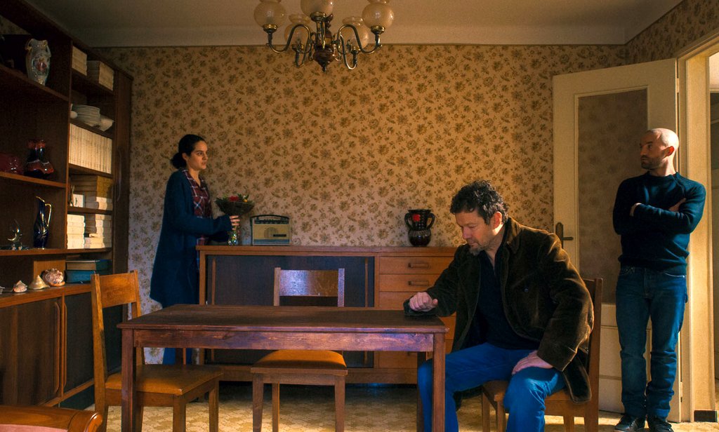 Photo from the movie Paper Flags