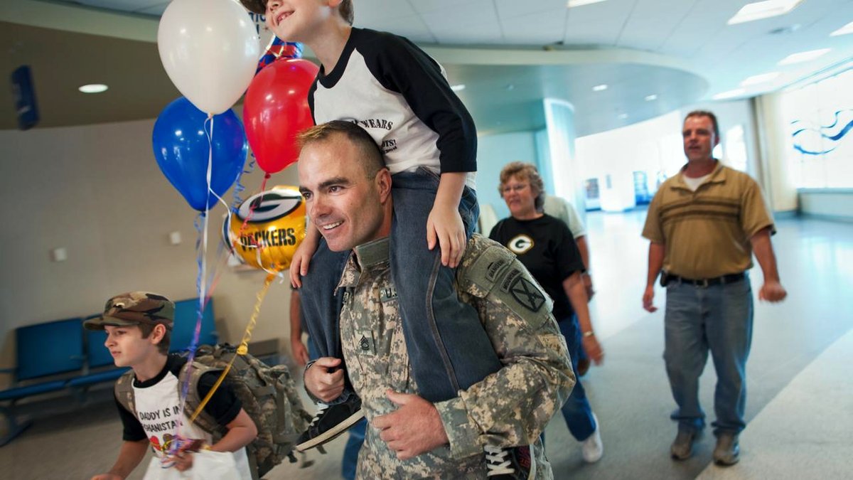 Photo from the movie Father Soldier Son