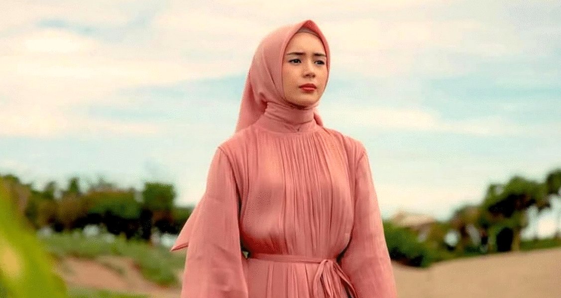 Photo from the movie Promised Hearts