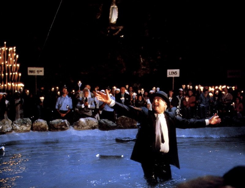 Photo from the movie Le Miraculé