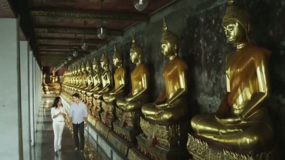 Photo from the movie A Stranger in Paradise