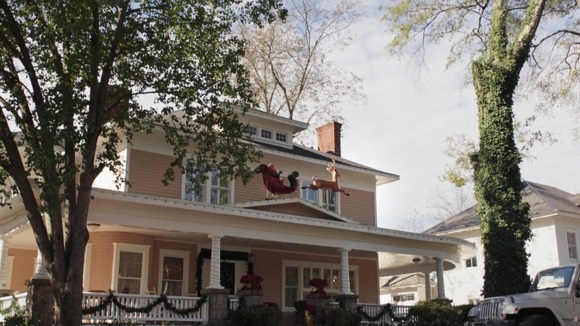 Photo from the movie Almost Christmas