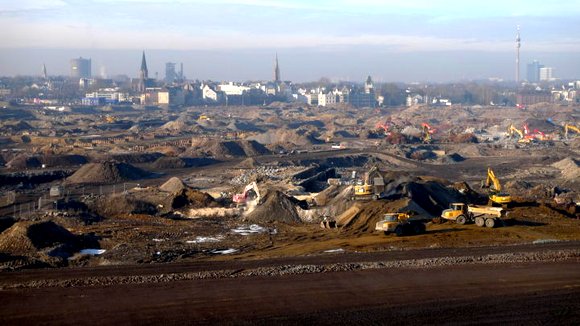 Photo from the movie Divine Location