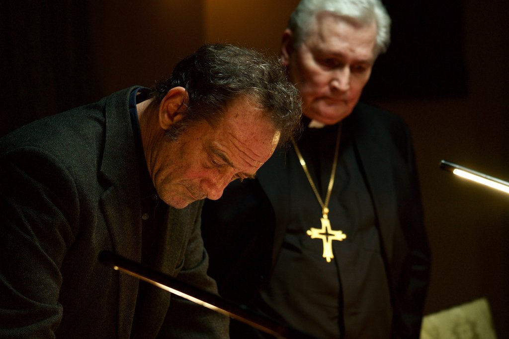 Photo from the movie The Apparition