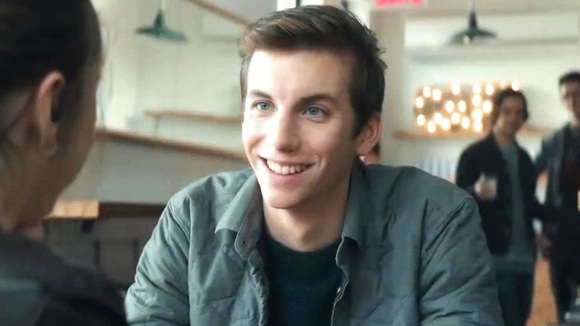 Photo from the movie Aurélie Laflamme - Les pieds sur terre