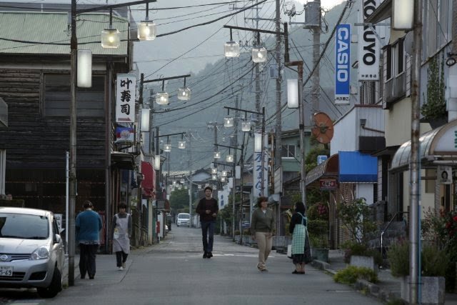 Photo from the movie Journey To the Shore