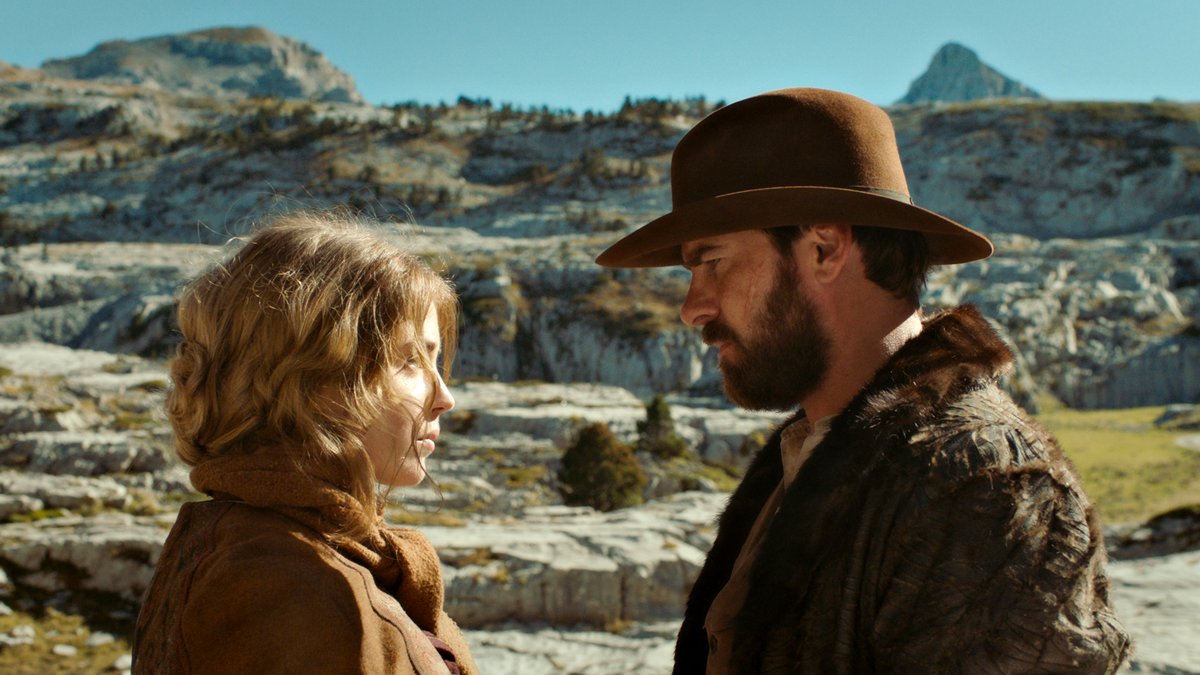 Photo from the movie Savage State