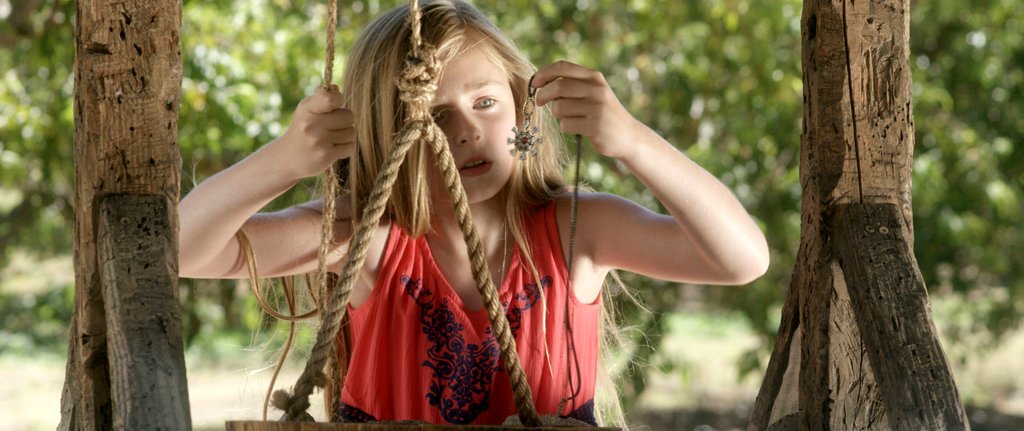 Photo from the movie Without a Body