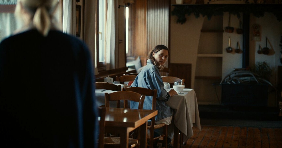 Photo from the movie Hold Me Tight