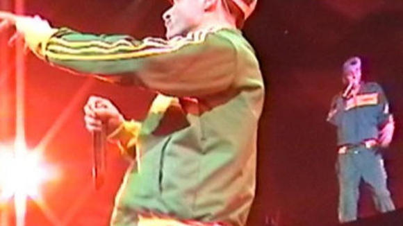 Photo from the movie Awesome; I ... Shot That!