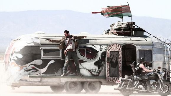 Photo from the movie Bounty Killer