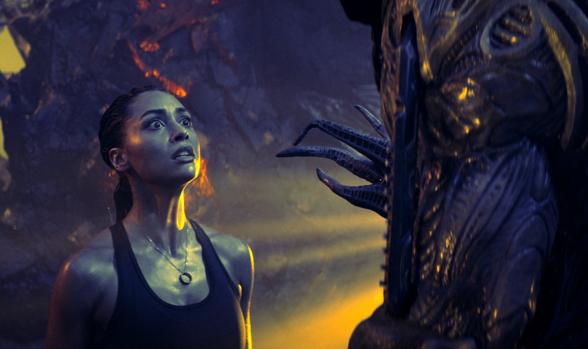 Photo from the movie Skylines