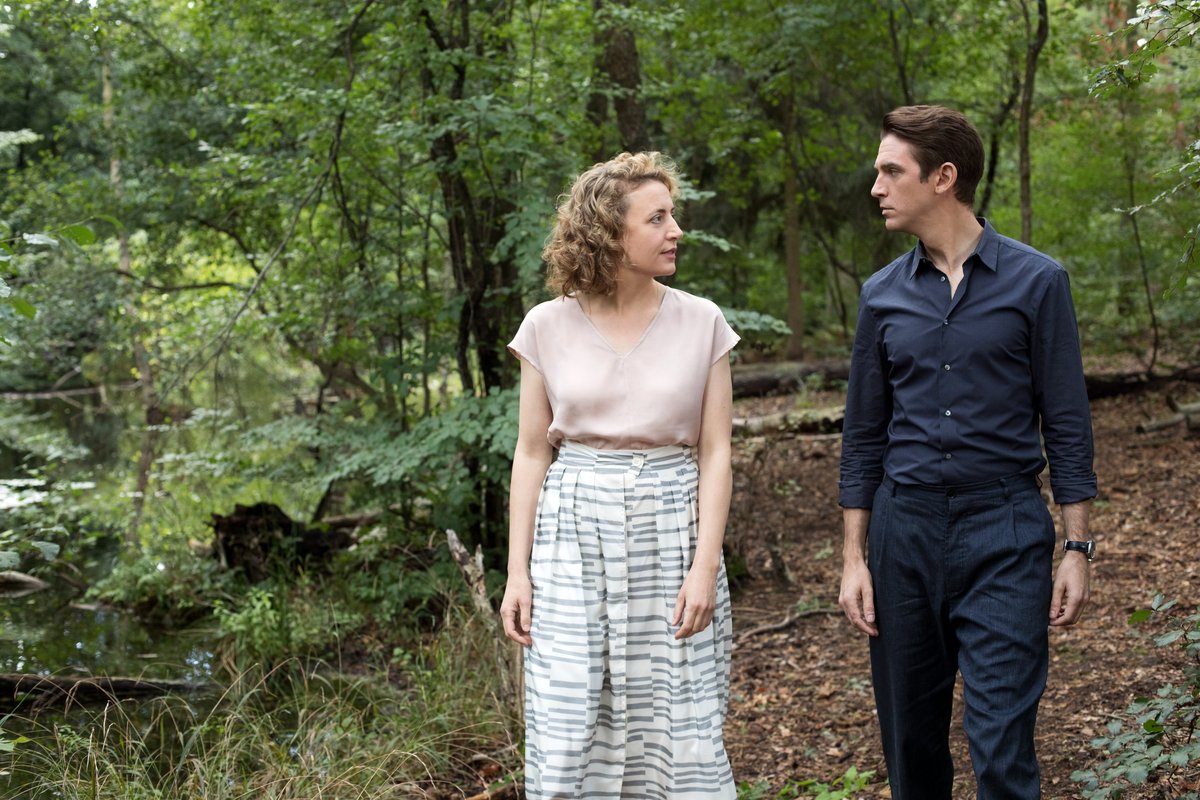 Photo from the movie I'm Your Man