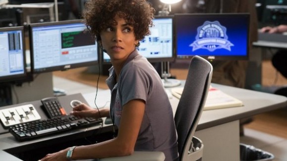 Photo from the movie The Call